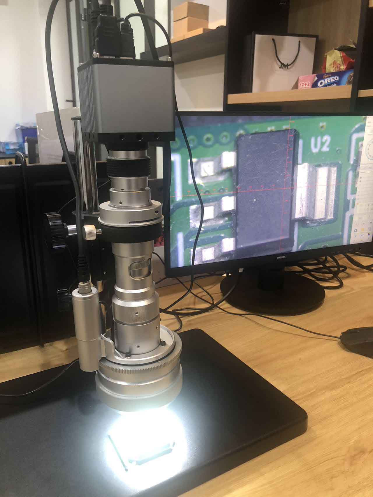 3D-электронный микроскоп