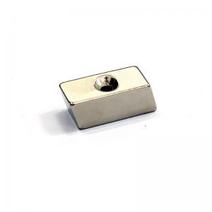 China top of Sintered NdFeB Countersunk Magnet N35